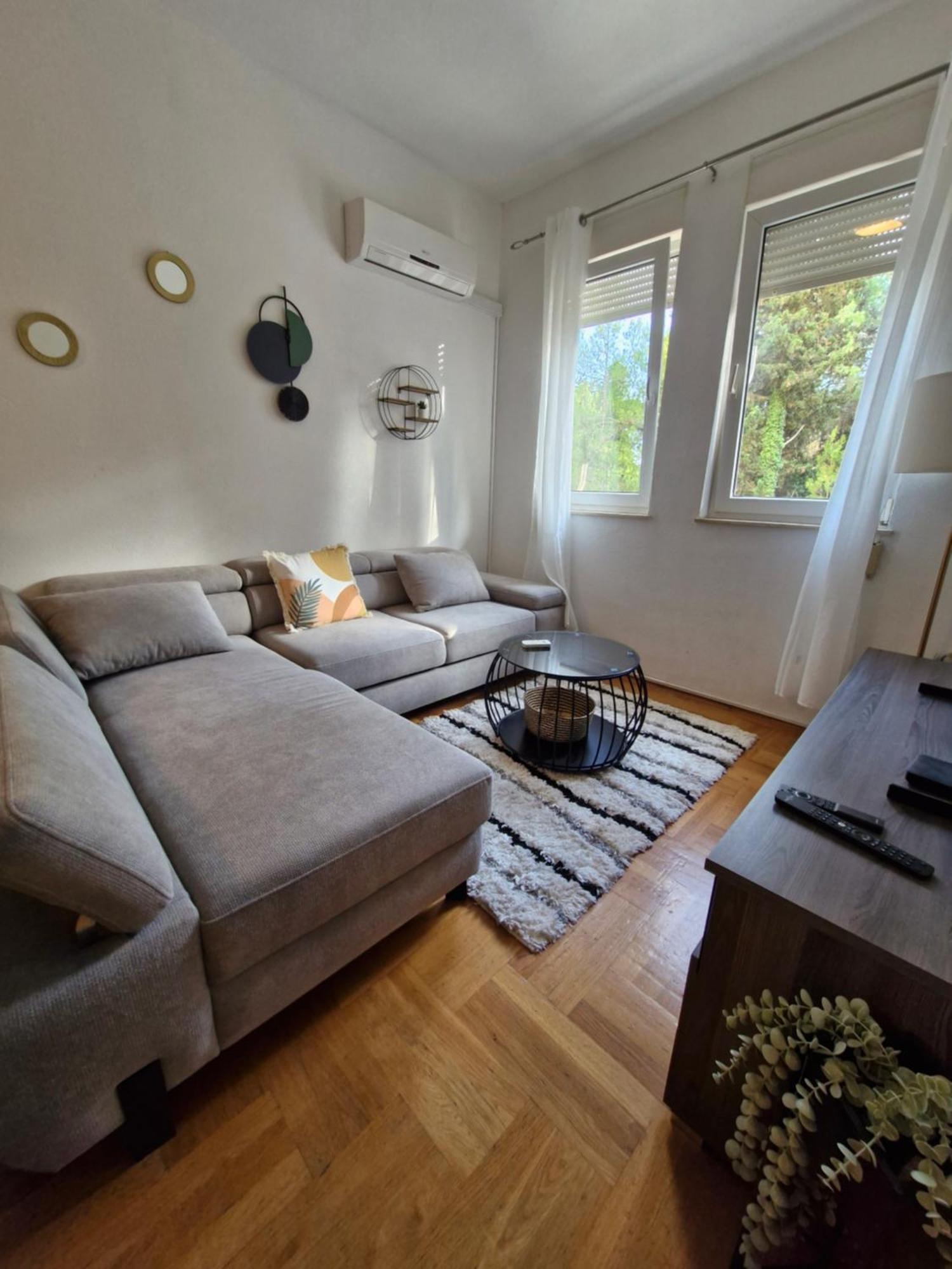 Urban Apartman